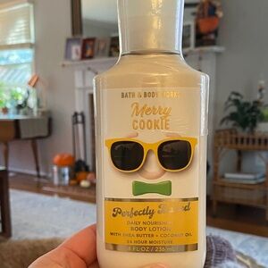 Bath & Body Works Merry Cookie Body Lotion